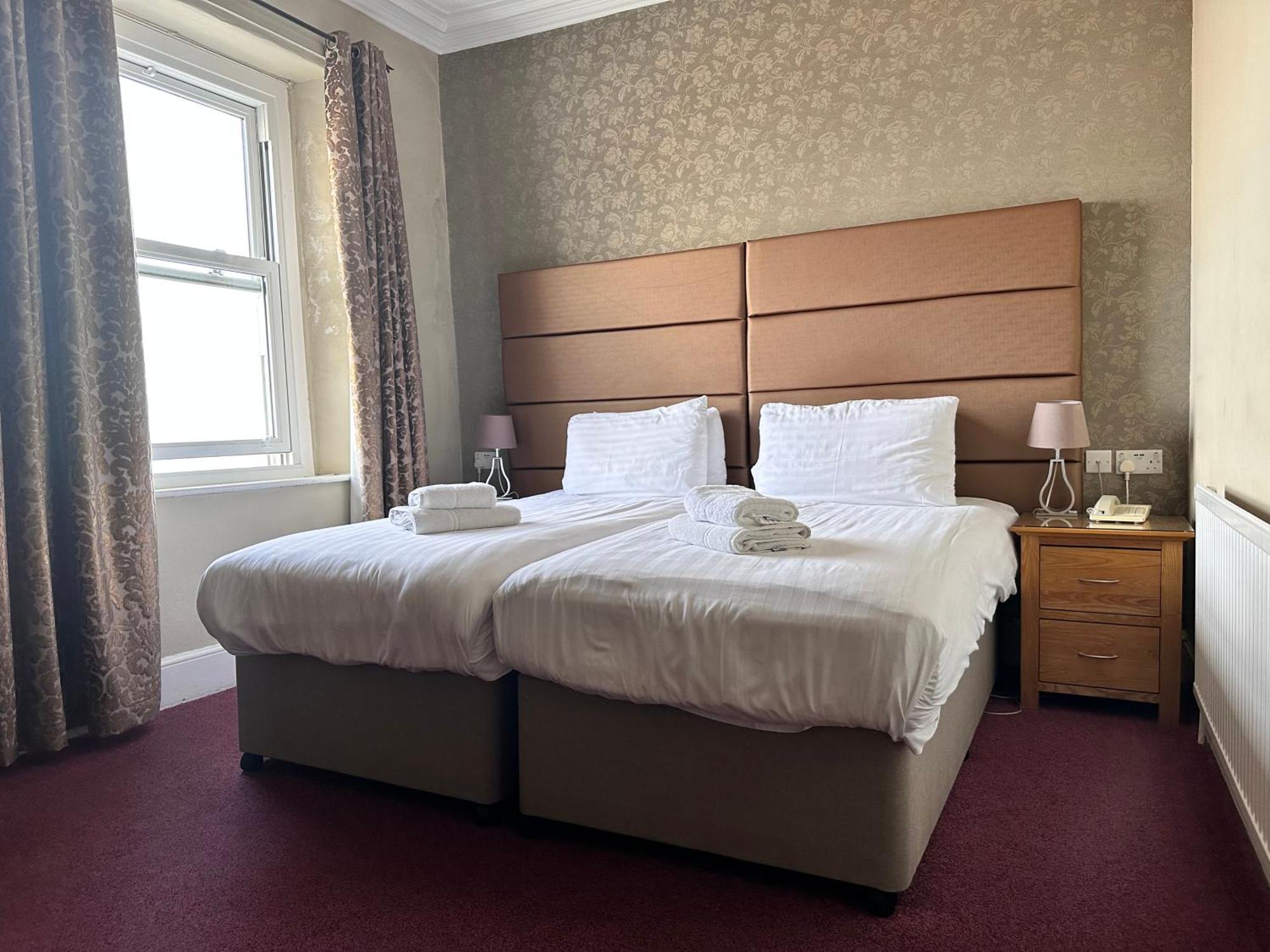 Merrion Hotel Llandudno Exterior photo