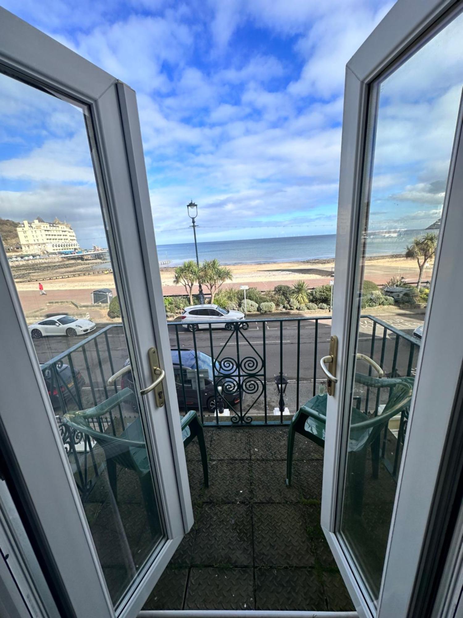 Merrion Hotel Llandudno Exterior photo